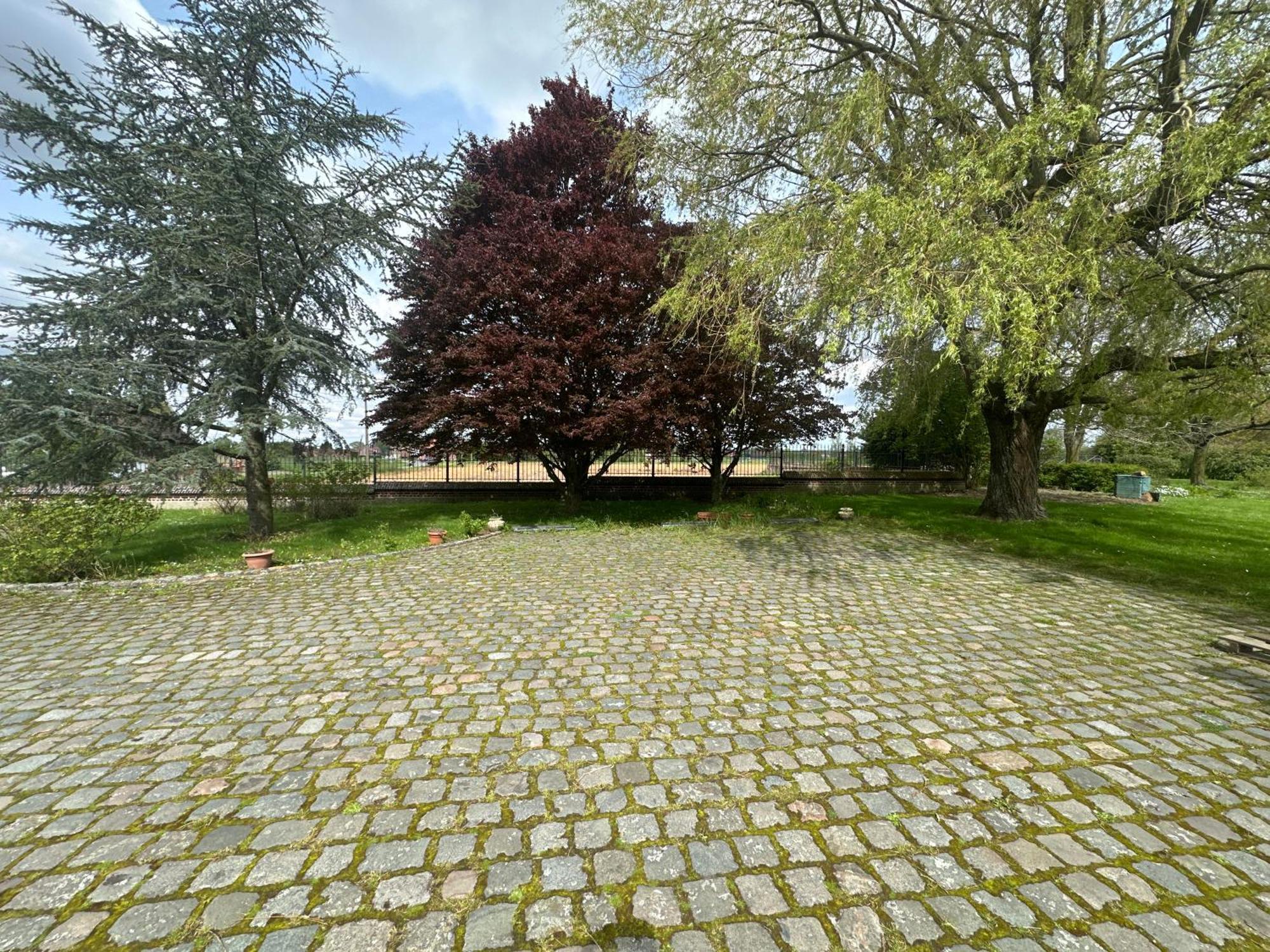 Gite A La Ferme, T2 Weppes Perenchies Exterior photo